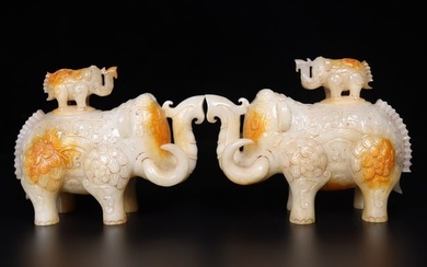 A Pair Chinese Han Dynasty Hetian Jade Elephant Burner Statue