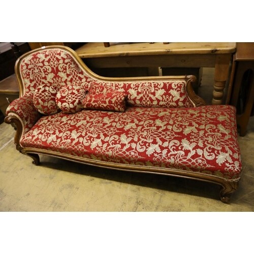 A Victorian walnut chaise longue, width 190cm depth 80cm hei...