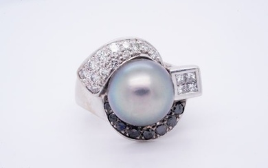 ADione 1.10ctw Diamond, 12.5mm Pearl and 18K Ring