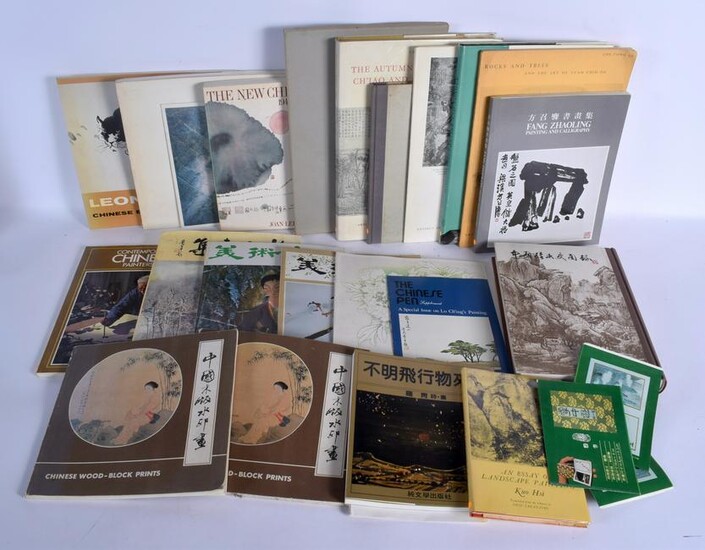 ASSORTED CHINESE PAINTING BOOKS. (qty)