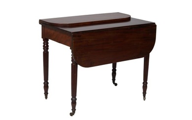 American Federal Mahogany Pembroke Table, early 19th c., possibly Boston, H.- 29 1/2 in., W.