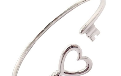 Authentic! Tiffany & Co 18k White Gold Heart Key Wire Flex Bracelet 6"