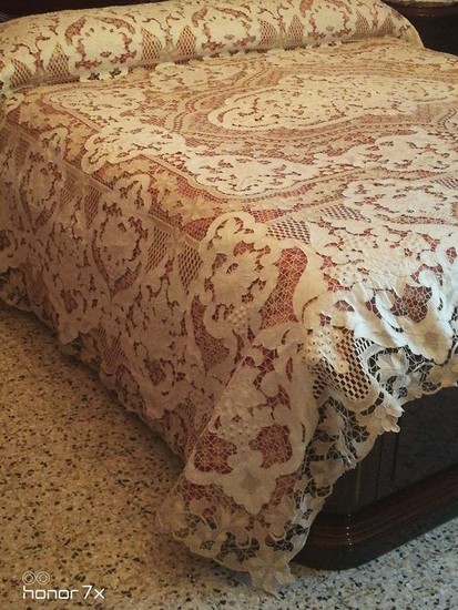 Bed cover (1) - Baroque - Linen - 1950-1974