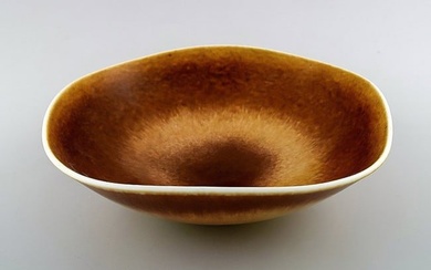 Berndt Friberg Studio large ceramic bowl. Modern Swedish design. Unique, handmade.