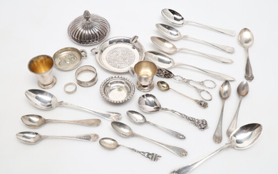 COLLECTION OF SILVER OBJECTS, 18/1900s.