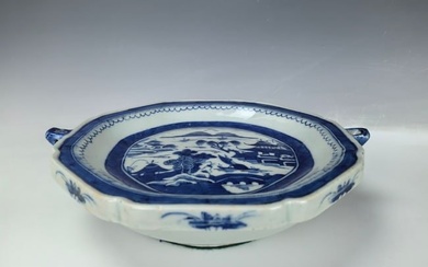 Chinese Export Blue and White Porcelain Warming Bowl