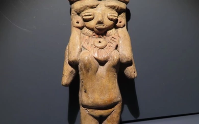 Chupícuaro, Mexico Terracotta Female Pretty Venus Figure. 12 cm H. c. 1250 - 400 BC. Spanish Import License