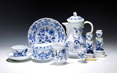 Coffee service, Meissen, onion pattern, 20th century, porcelain, coffee pot,...