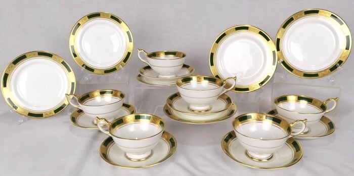 Empress Laurel - Aynsley - Tea service + dessert Gold Encrusted & Green Panels (18) - Porcelain