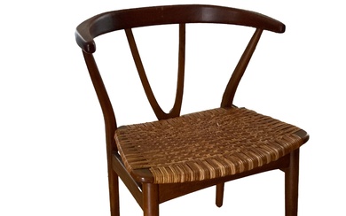 Enning KJÆRNULF (XX-XXIème siècle) Wishbone, Model 225 Paire de chaises en teck, le dossier ajouré,...