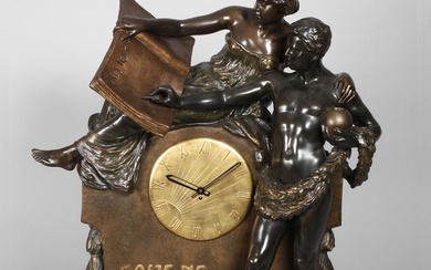 Horloge monumentale à figures Goldscheider Vienne Création d'Adolphe Jean Lavergne vers 1905, céramique, pâte foncée,...