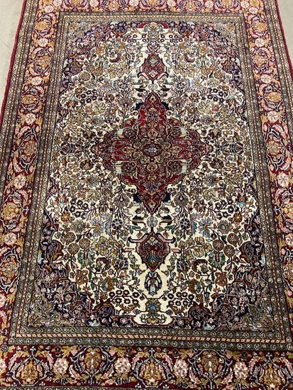 Keshan - Carpet - 174 cm - 118 cm