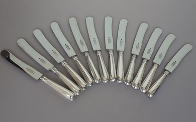 Knife, 12 Knives, silver handles Double round fillet (12) - .833 silver - Gerritsen & Van Kempen - Netherlands - First half 20th century