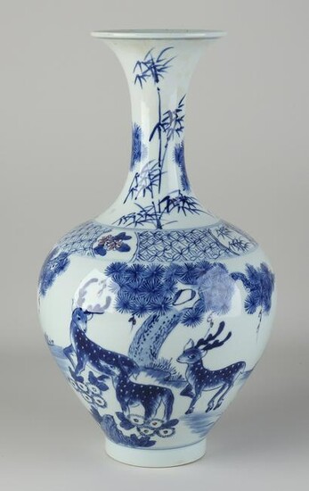 Large Chinese vase, H 36 cm.