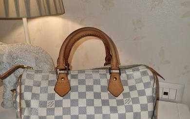 Louis Vuitton - Speedy 30 Handbag