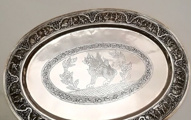 Magnificent Finely Chiseled Plate - Silver - Burma - Early 20th century