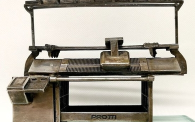 Magnificent Textile Machine Miniature - .800 silver - Italy - Second half 20th century