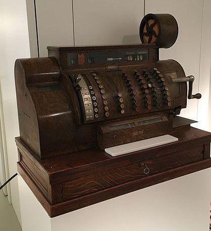 National- Cash register in wood and metal with wood print. - Wood