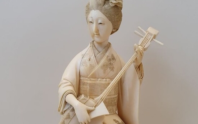 Okimono - Elephant ivory - Japan - Meiji period (1868-1912)