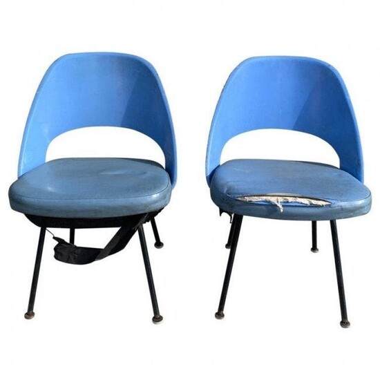 Pair of Eero Saarinen, chairs, model 72 P*PSB