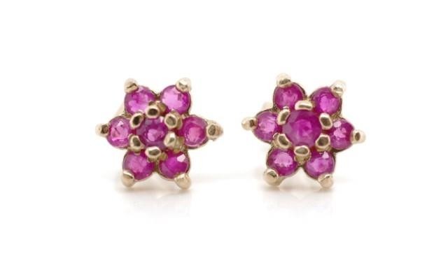 Ruby and 9ct yellow gold cluster earrings approx weight 1 gr...