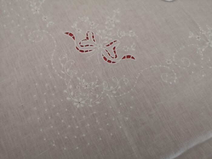 Spectacular !! pure linen tablecloth x 12 with hand embroidery - 270 x 175 cm - Linen - 21st century