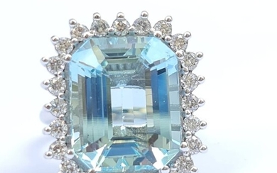 Striking! Aquamarine diamond ring - 14 kt. White gold - Ring - 13.00 ct - 0.80ct Diamonds D-F VVS