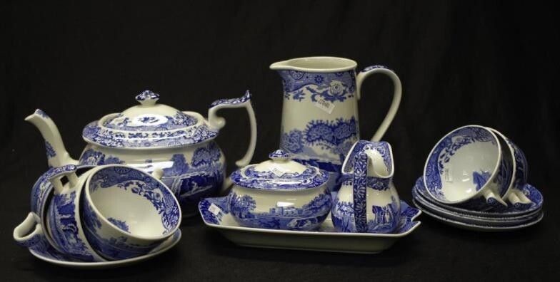 Thirteen piece Spode blue & white "Italian"tea set comprising...