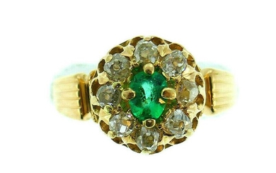Vintage 18k Yellow Gold Emerald Diamond Cluster Ring