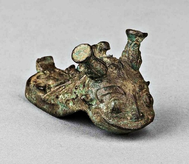 archaic Guang Vessel Lid - Bronze - China - Western Zhou (1100-771 B.C.)