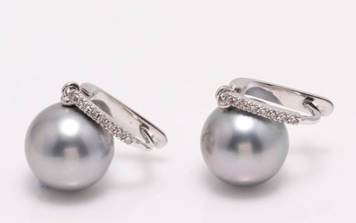 no reserve - 14 kt. White Gold - 11x12mm Round Tahitian Pearls - Earrings - 0.11 ct