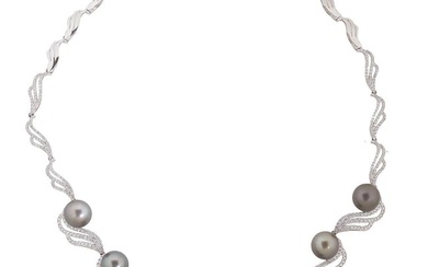 14K White Gold Diamond and Pearl Link Necklace, with 10 flat pierced white gold links transitioning