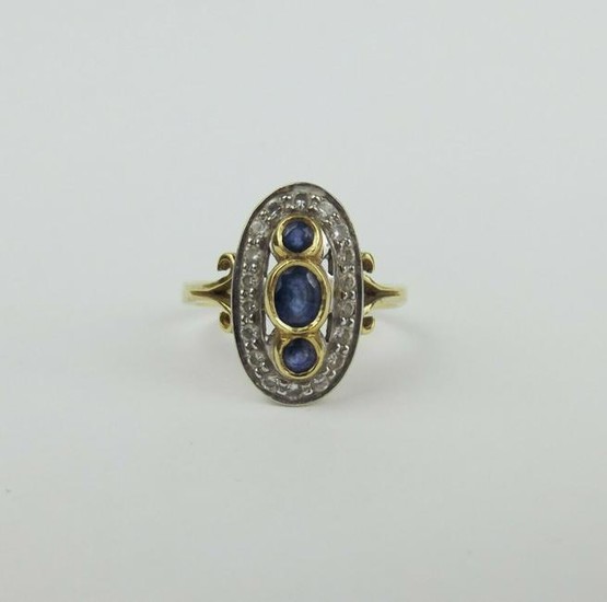 18ct Yellow Gold Sapphire & Diamond Ring UK Size R US 8