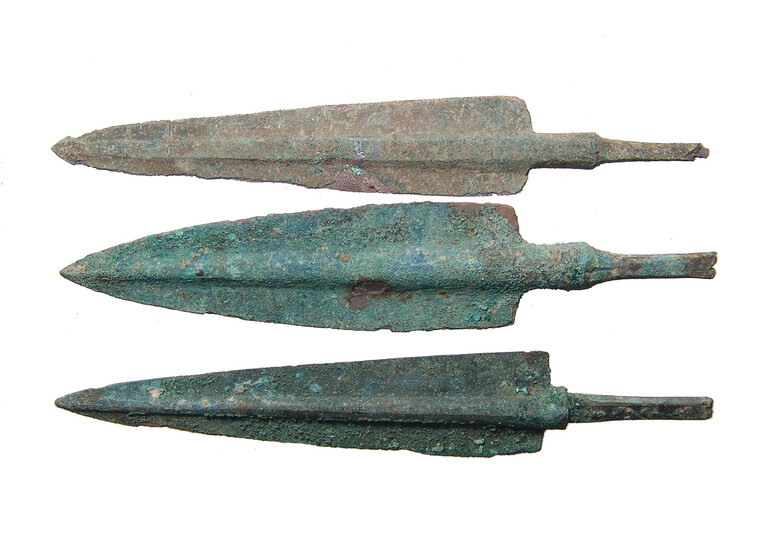 3 well-preserved Near Eastern bronze arrow points