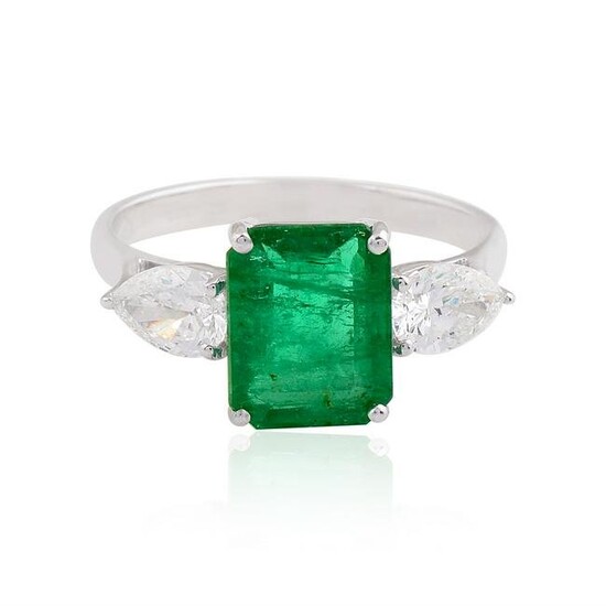 3.15 TCW Emerald Si/Hi Diamond Ring 18k White Gold