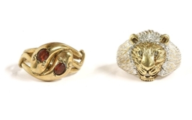 A gentlemen's 9ct gold diamond set Lion Mask ring