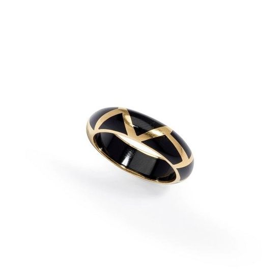 A French early 20th century onyx ring