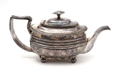 A George III silver teapot, by William Sumner I