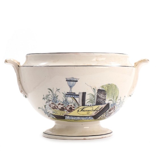 A Swiss faience tureen, decorated in polychrome colours. Presumably Matzendorf. C. 1830. H. 15 cm.