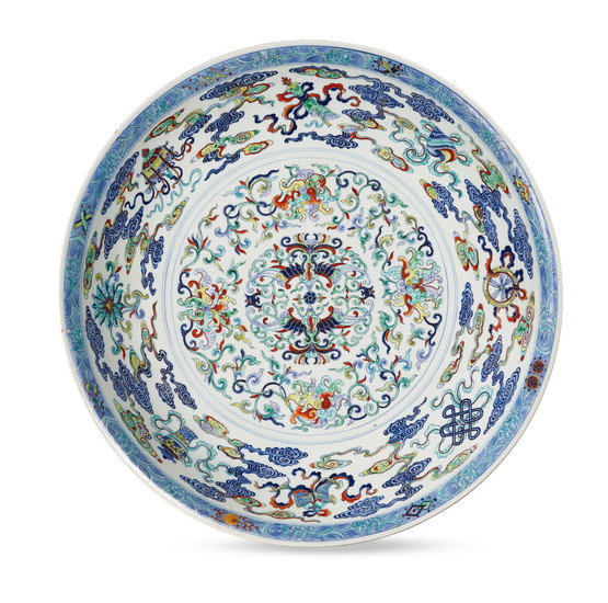An exceptionally rare and large doucai 'phoenix and lotus' dish