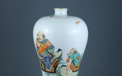 An exquisite Famille-Rose Character story pattern vase
