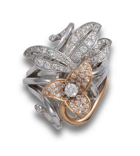 DIAMONDS AND TWO-TONE GOLD FLOWER RING