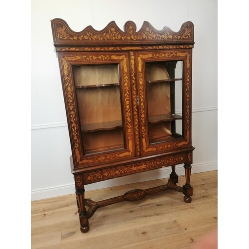 Exceptional quality Georgian walnut marquetry cabinet on sta...