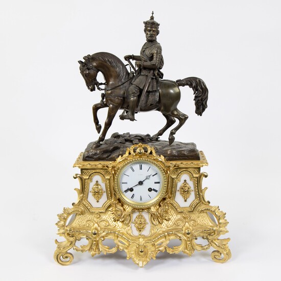 Gilded mantel clock with alabaster plaques decorated rider on horseback, signed on the dial BIZOT