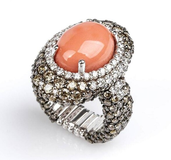 Gold, Mediterranean coral and diamonds ring - mark of