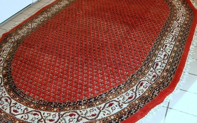 Handmade vintage Indo-Seraband rug 6.5' x 9.8' (198cm x