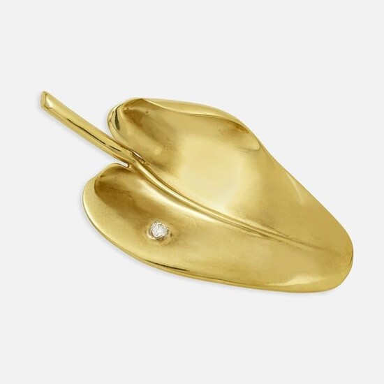 Marlene Stowe, Diamond and gold leaf brooch