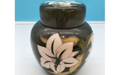 Mid 20th Century Moorcroft 'Bermuda Lily' Pattern Ginger Jar...