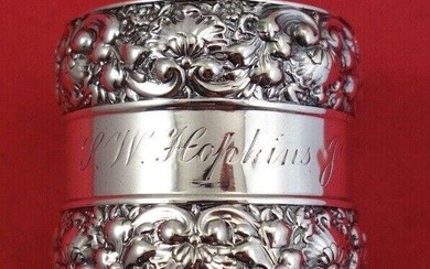 Narragansett by Gorham Sterling Silver Napkin Ring heavy 2.6oz 1 5/8" x 15/8"