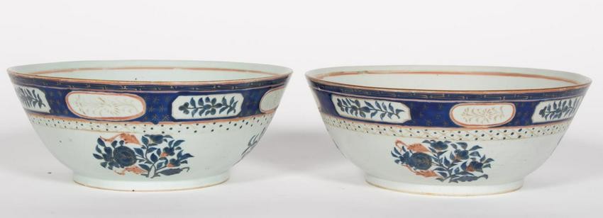 PAIR, CHINESE EXPORT FLORAL MOTIF PUNCH BOWLS